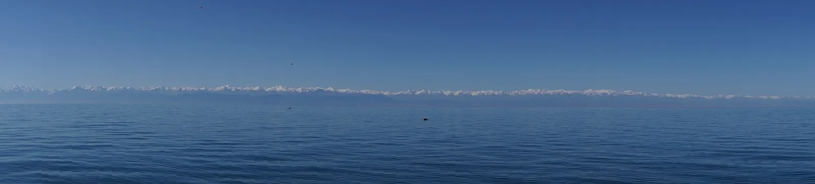 The shore of Issyk-Kul with the Tian Shan behind